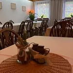 Garni Sebastian Hotel Kirrweiler (Sudliche Weinstrasse)