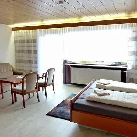 Garni Sebastian Hotel Kirrweiler (Sudliche Weinstrasse)