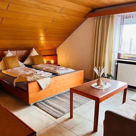 מלון Garni Sebastian 3*