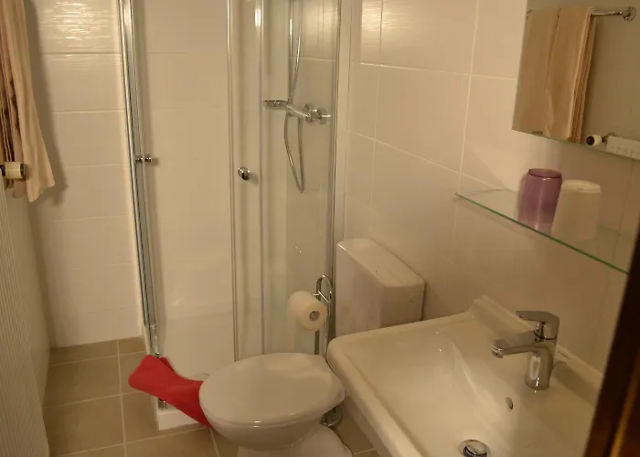 מלון Garni Sebastian